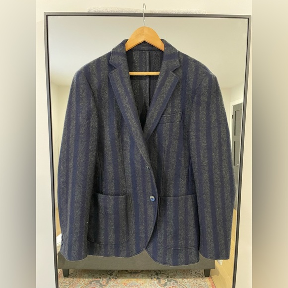 Baggi Jacket - Picture 1 of 4